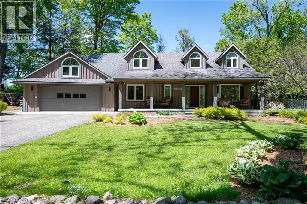 5 BEECHWOOD Lane