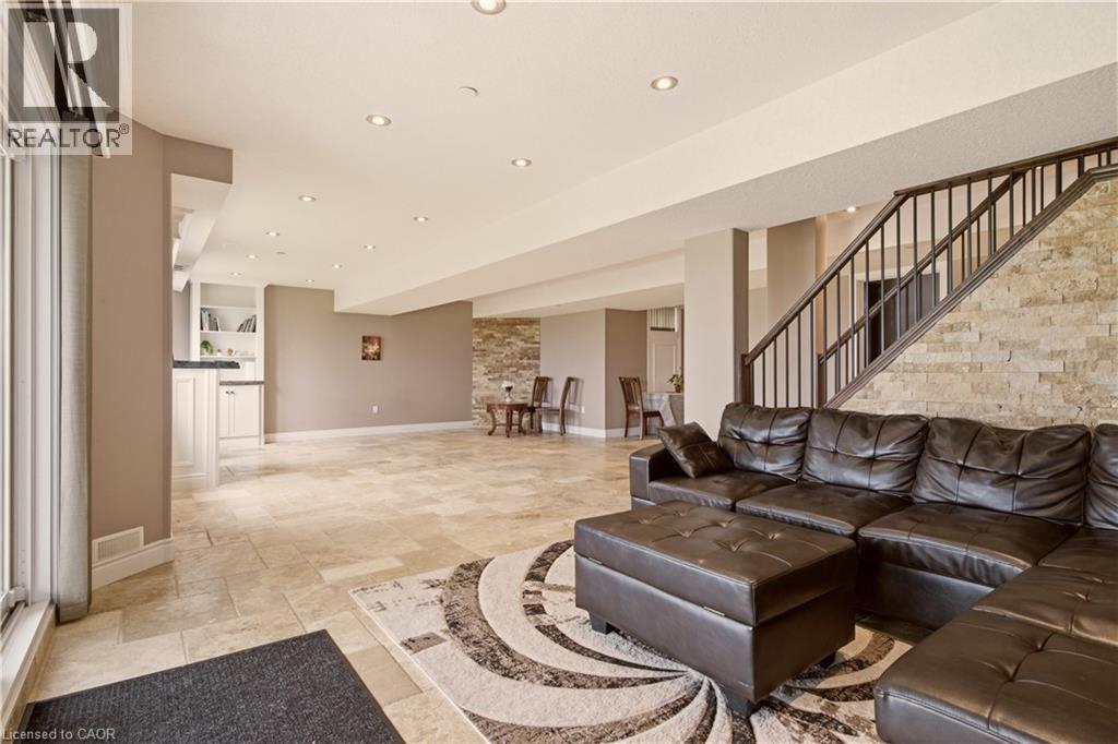 15 MCWILLIAMS Court thumbnail 31