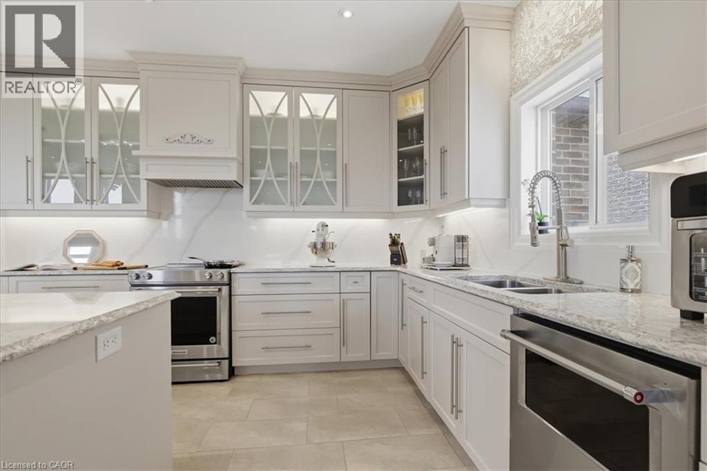 550 BRITTANIA Crescent thumbnail 10