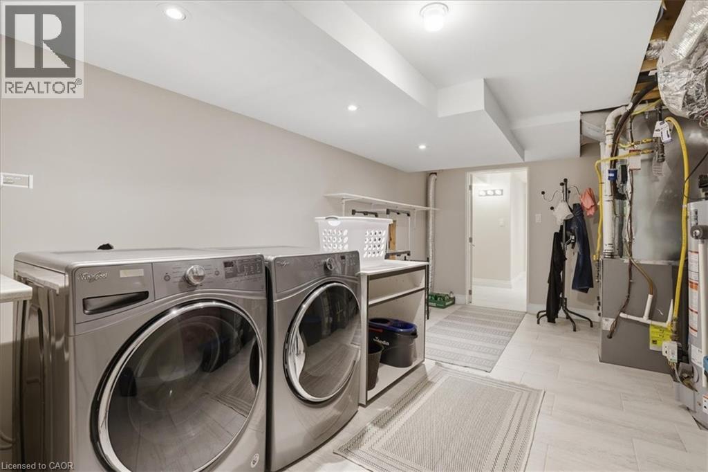 550 BRITTANIA Crescent thumbnail 36