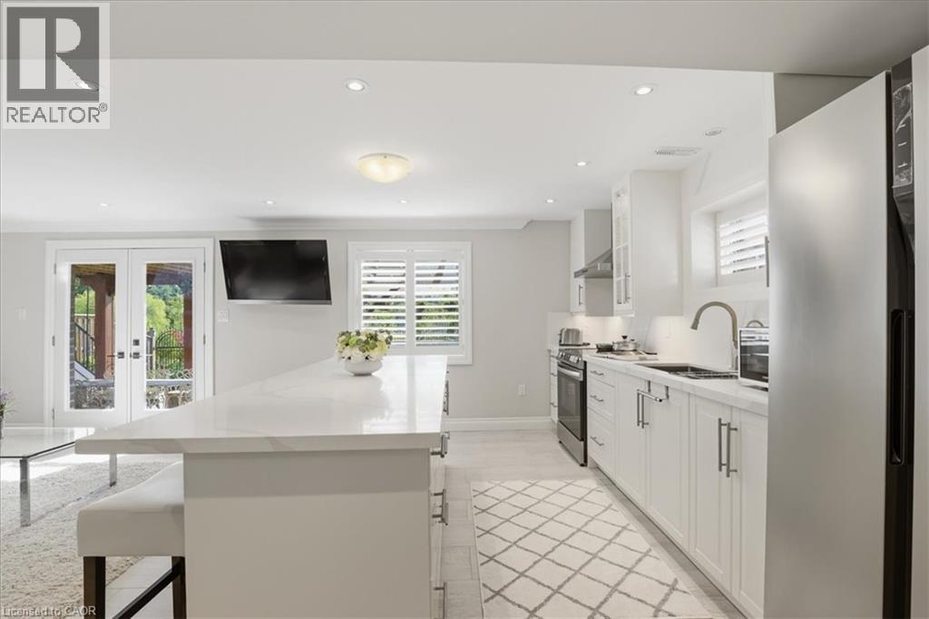 550 BRITTANIA Crescent thumbnail 41
