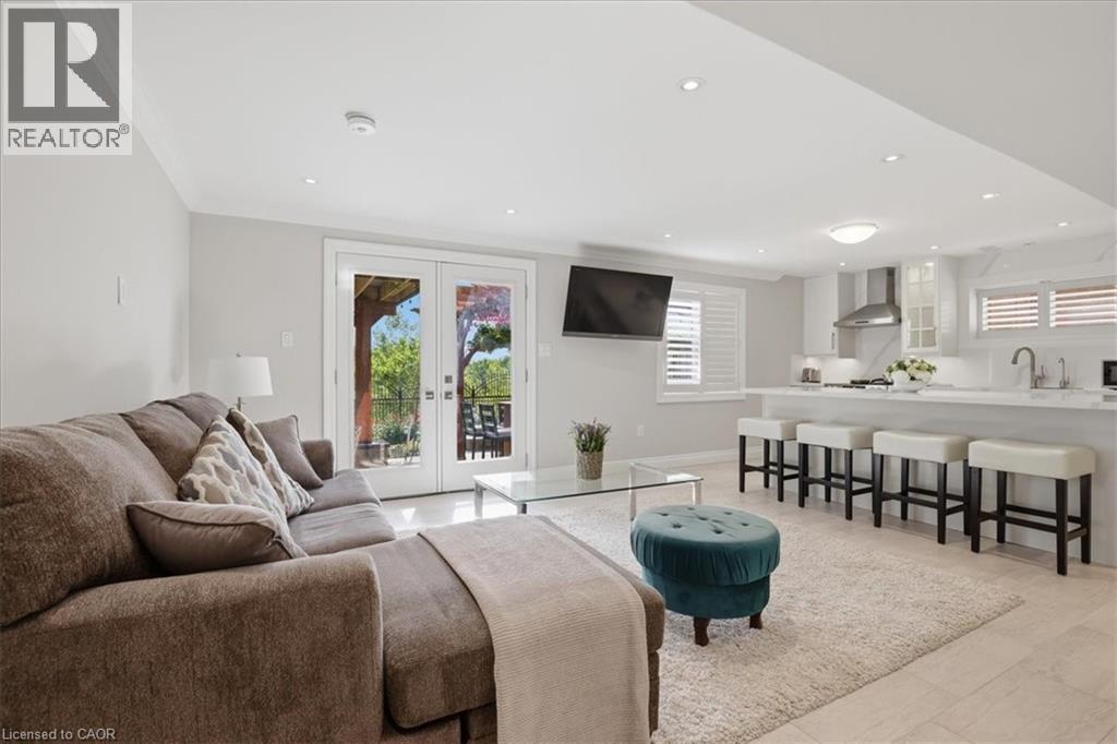 550 BRITTANIA Crescent thumbnail 43