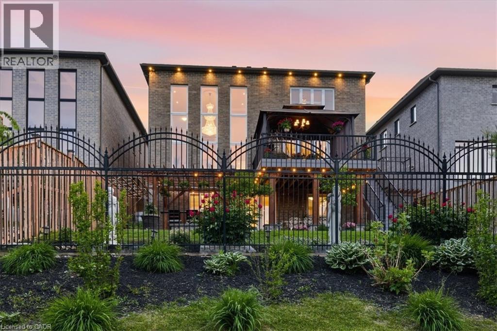 550 BRITTANIA Crescent thumbnail 47
