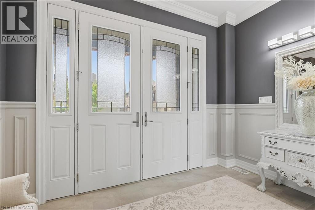 550 BRITTANIA Crescent thumbnail 5