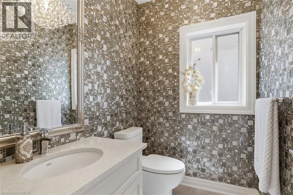 550 BRITTANIA Crescent thumbnail 7