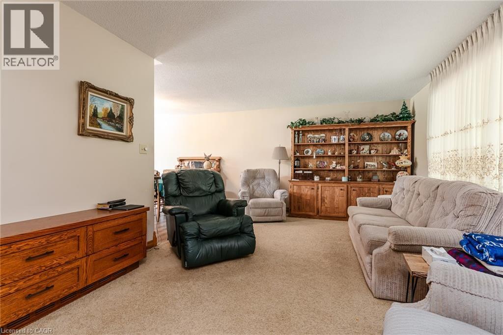 265 BLEAMS Court thumbnail 17