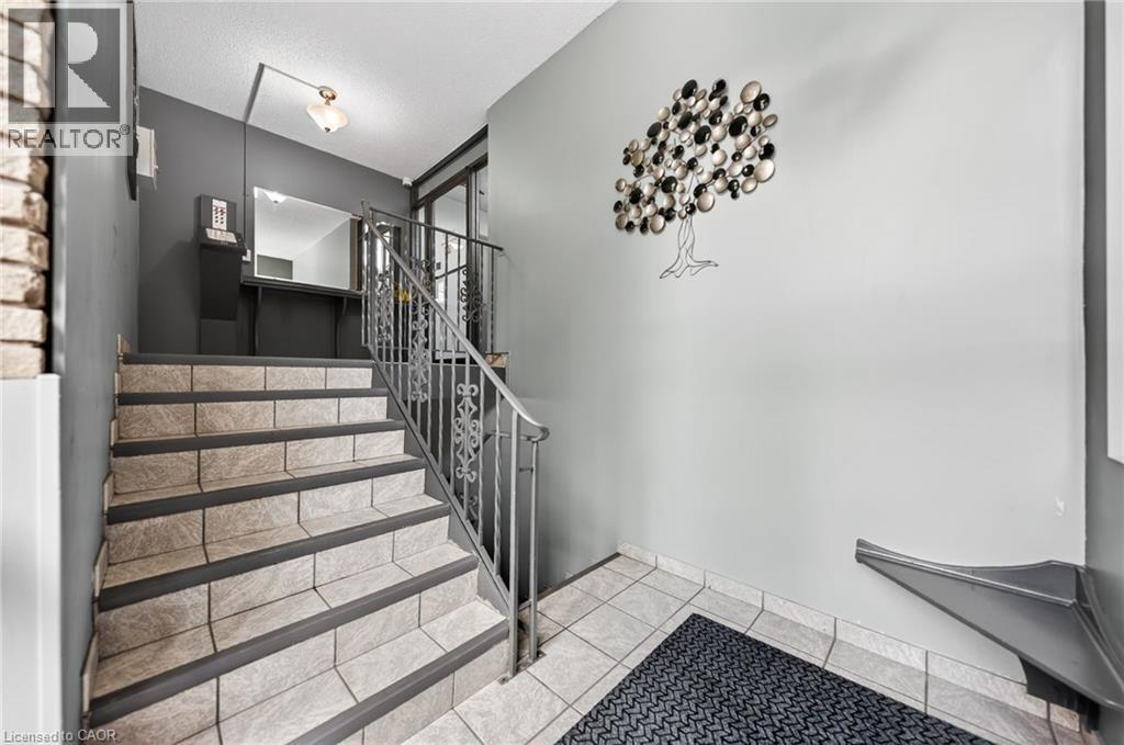 6 SHETTLESTON Drive Unit# 102 thumbnail 8