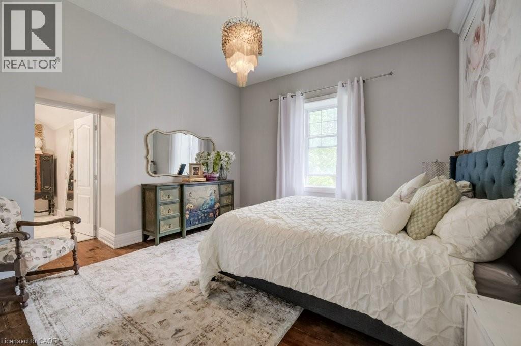 35 SCHWEITZER Street thumbnail 20