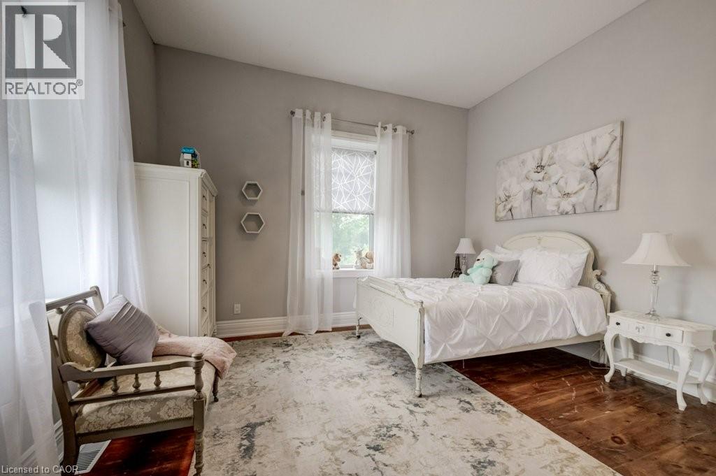 35 SCHWEITZER Street thumbnail 23