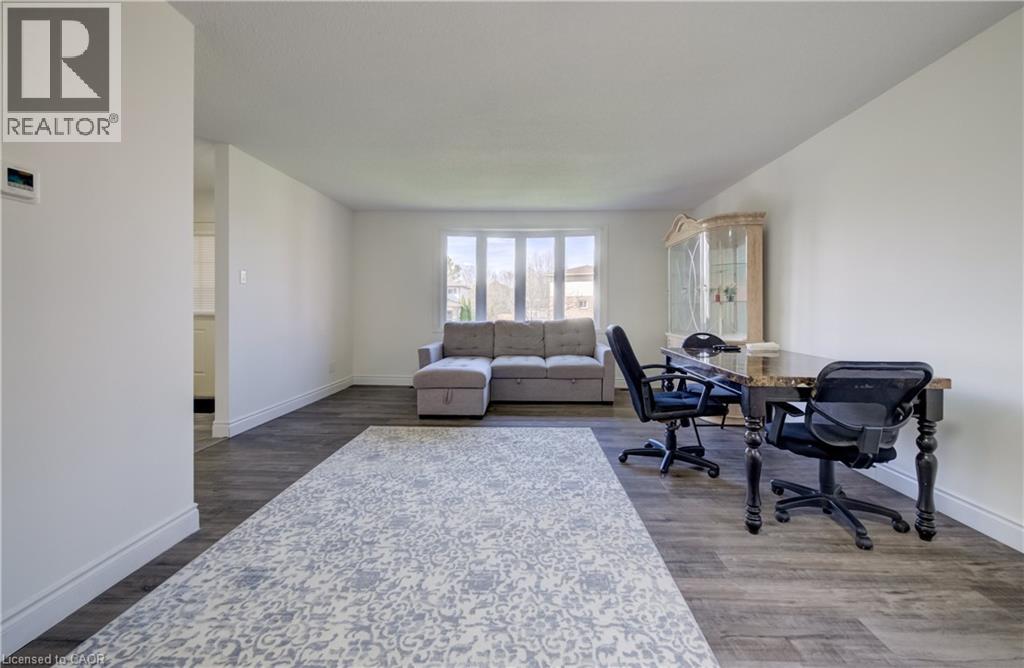 115 WESTVALE Drive thumbnail 9