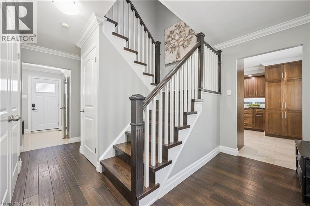 31 GLEN LAKE Crescent thumbnail 4