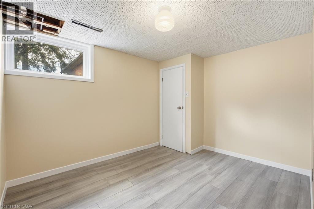 58 LOWREY Avenue S thumbnail 28