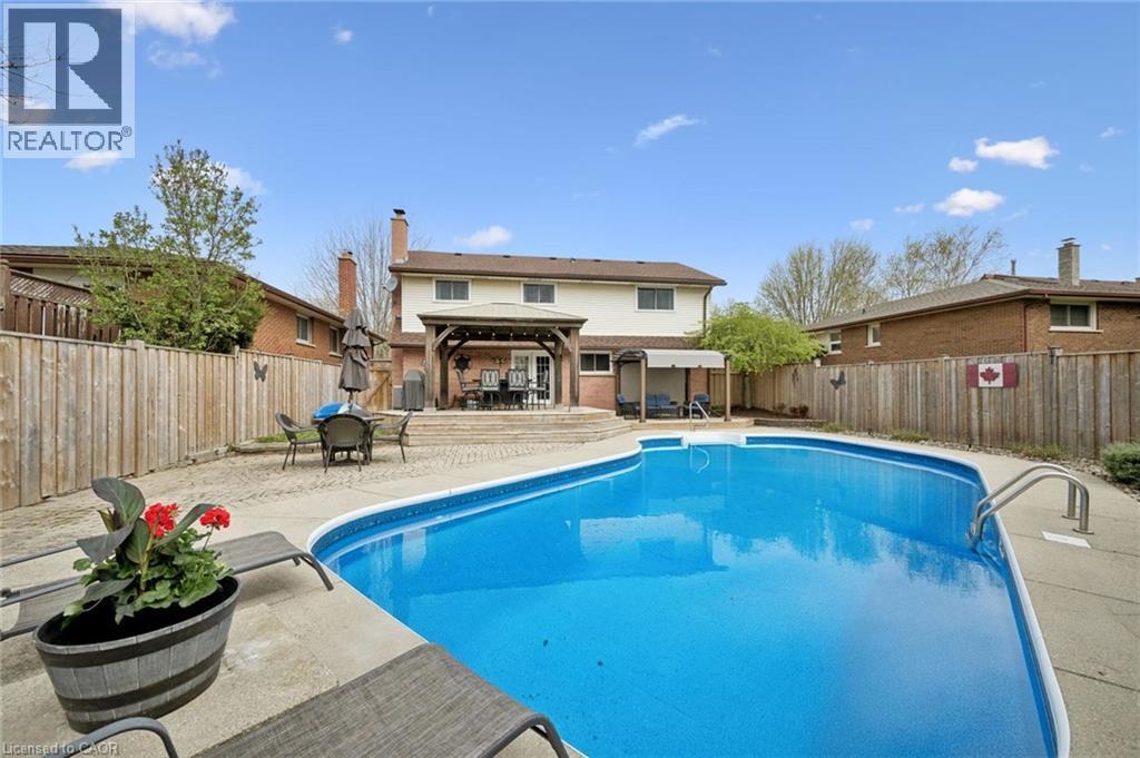 625 PINE ISLAND Crescent thumbnail 2