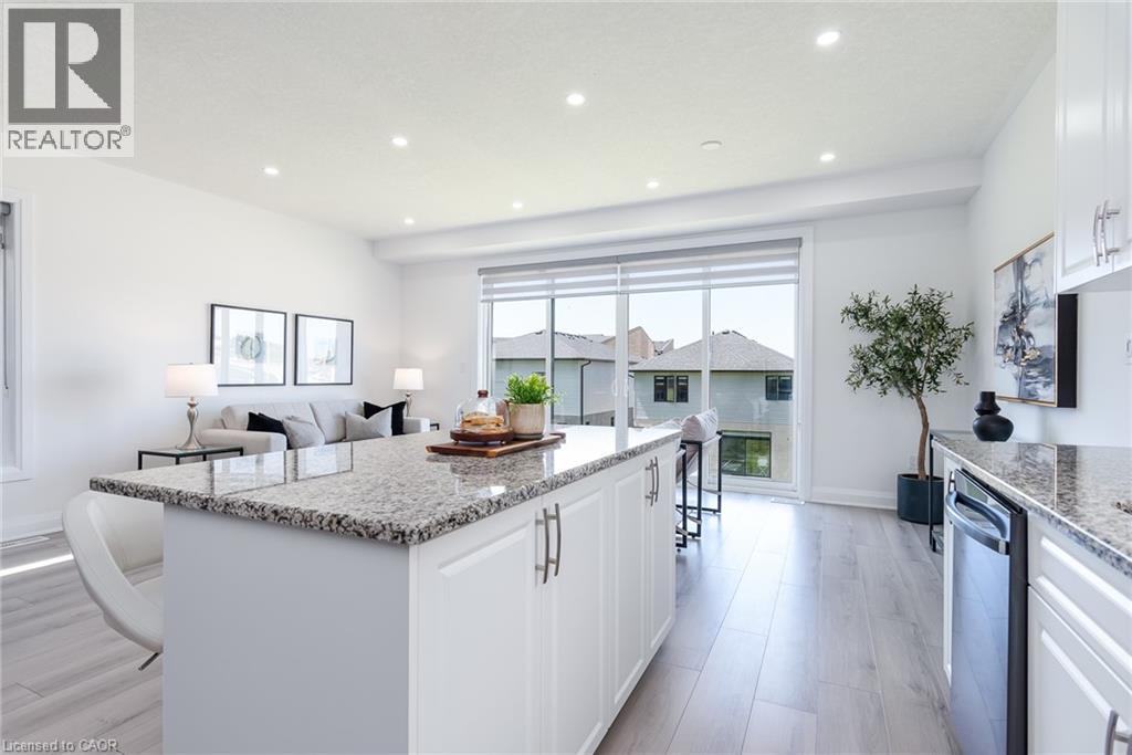 508 NATHALIE Crescent thumbnail 25