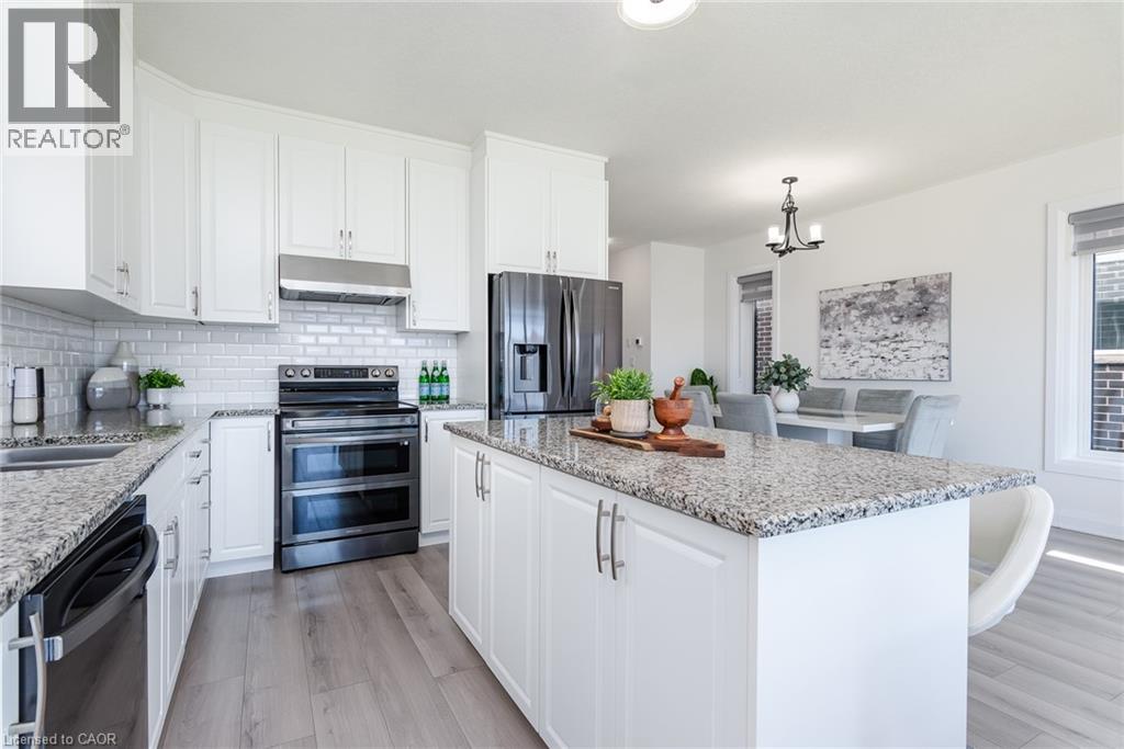 508 NATHALIE Crescent thumbnail 26