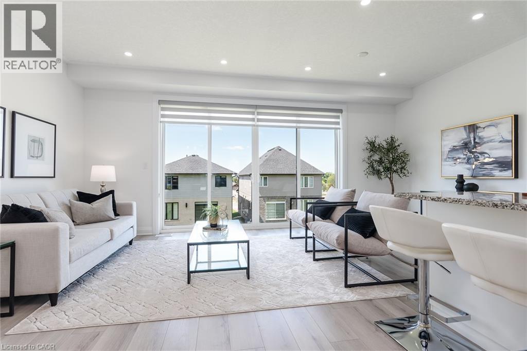 508 NATHALIE Crescent thumbnail 15