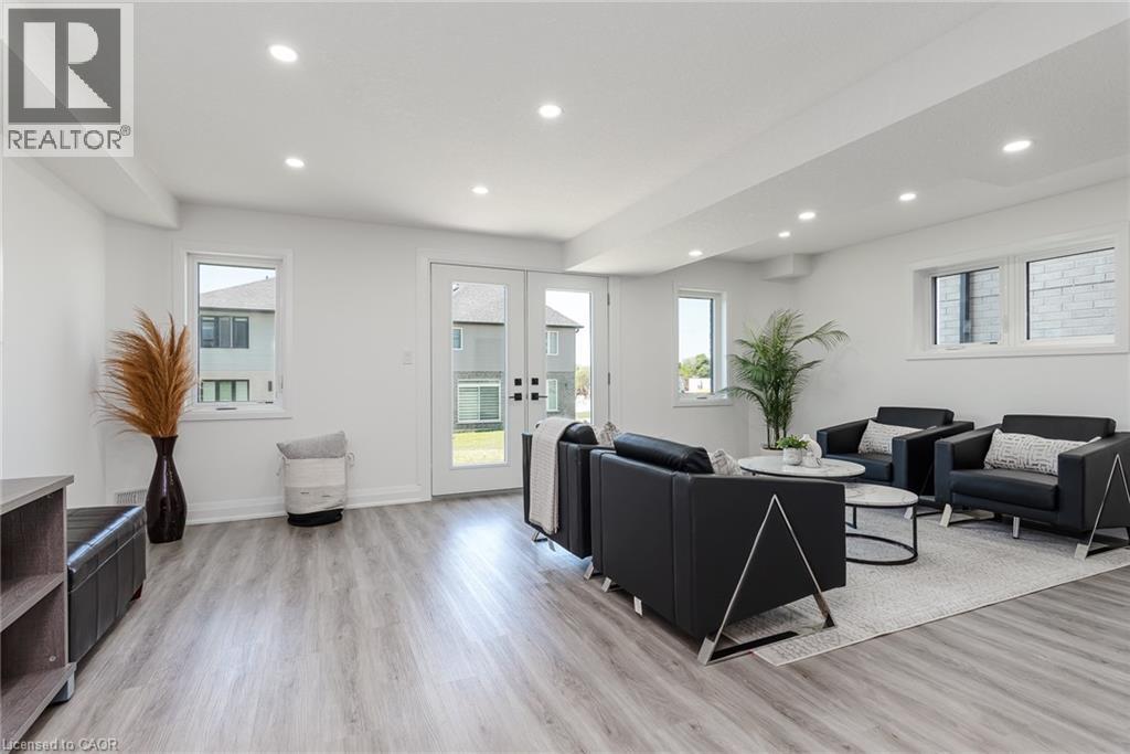 508 NATHALIE Crescent thumbnail 49