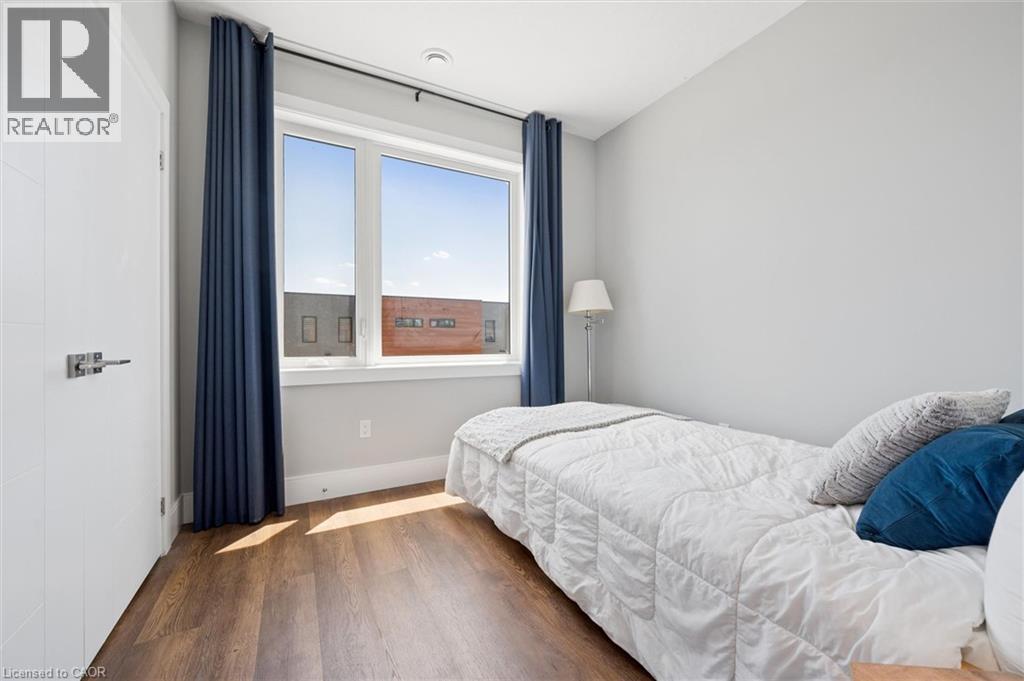 54 BRIDGE Street W Unit# 12 thumbnail 28