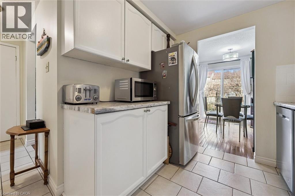 37 EDGEMERE Drive thumbnail 17
