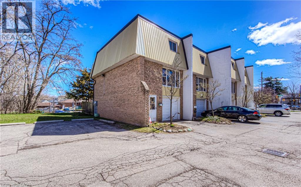 70 MORGAN Avenue Unit# 6 thumbnail 2
