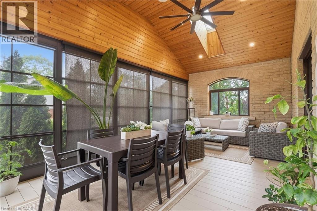 2371 SNYDERS Road E thumbnail 17