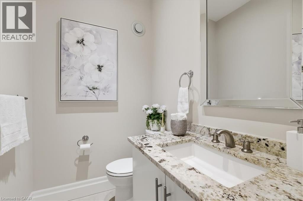 2371 SNYDERS Road E thumbnail 18