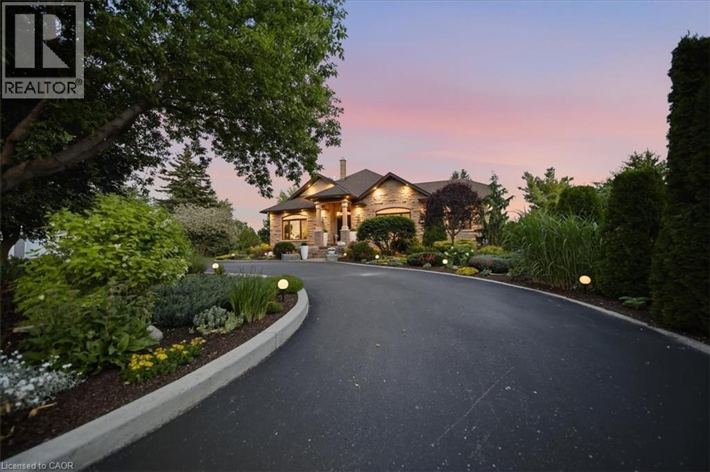 2371 SNYDERS Road E thumbnail 2