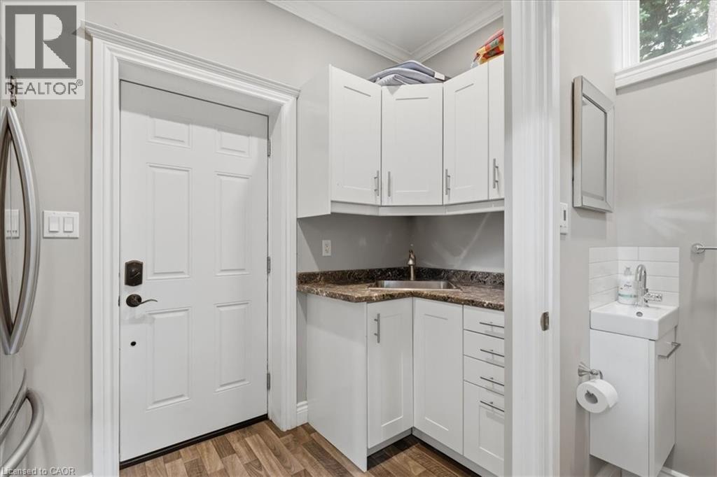 2371 SNYDERS Road E thumbnail 41