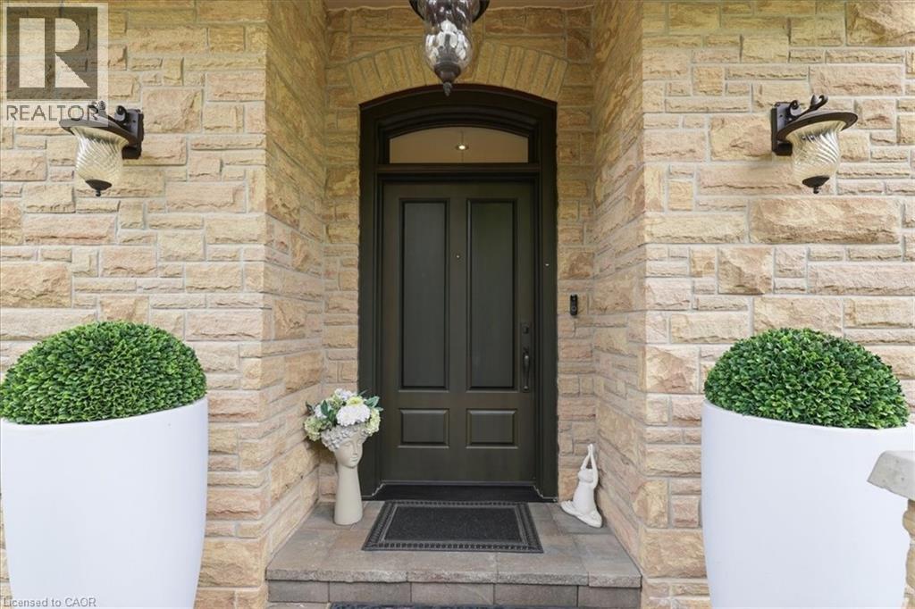 2371 SNYDERS Road E thumbnail 7