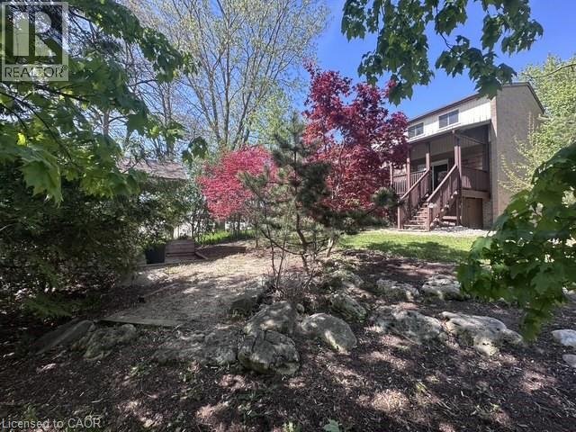 423 CADBURY Court Unit# A thumbnail 41