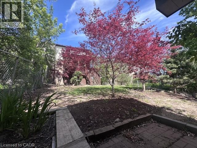 423 CADBURY Court Unit# A thumbnail 39