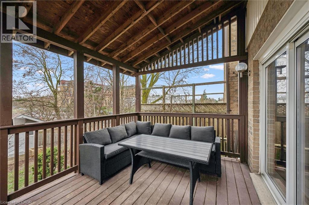 423 CADBURY Court Unit# A thumbnail 34