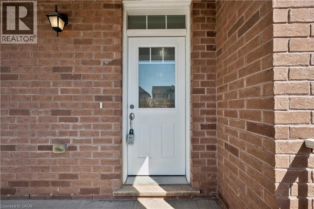 267 GROVEHILL Crescent thumbnail 5