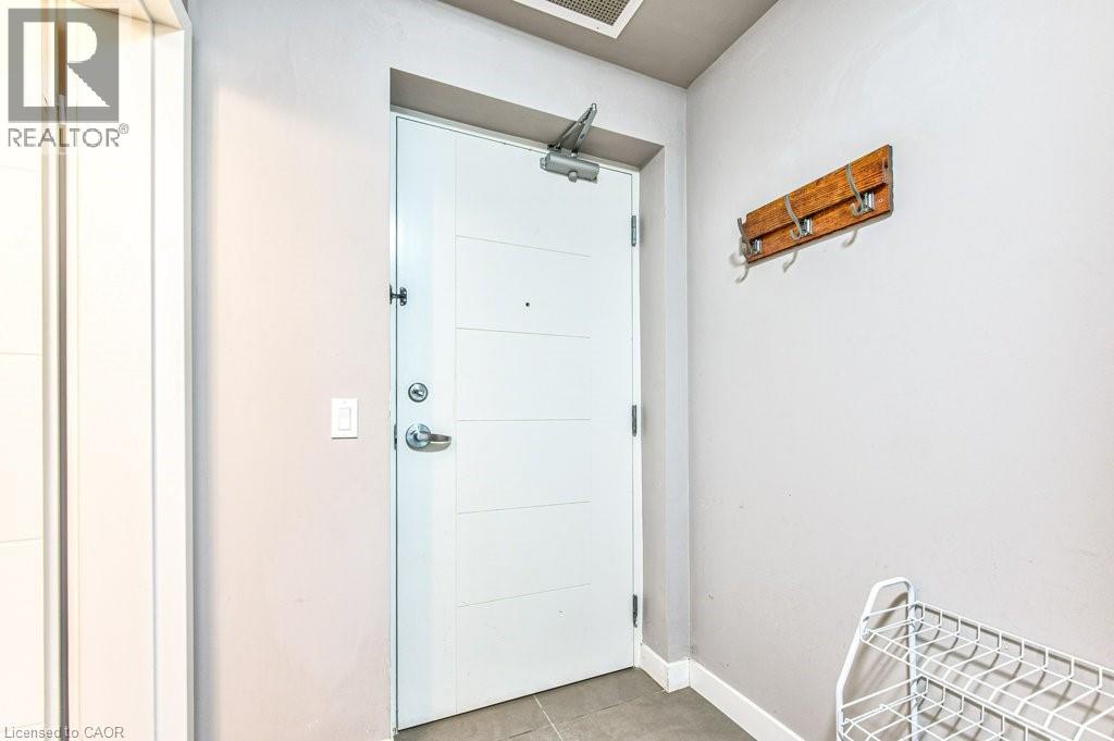 308 LESTER Street Unit# 101 thumbnail 9
