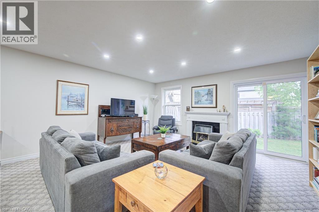 71 BEASLEY Crescent Unit# 1 thumbnail 17