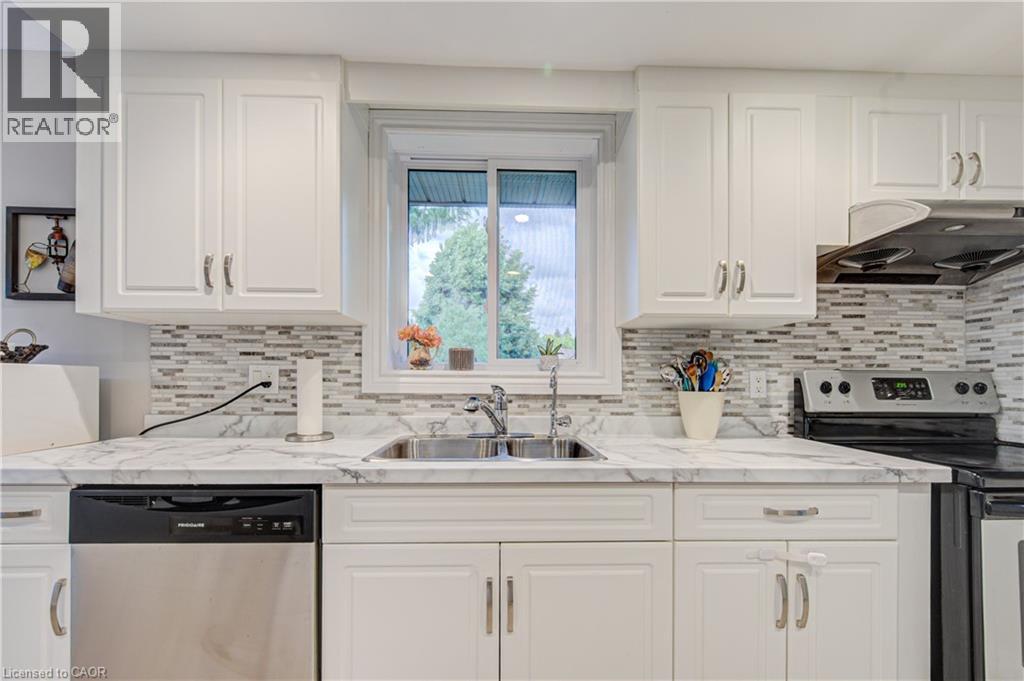 71 BEASLEY Crescent Unit# 1 thumbnail 24