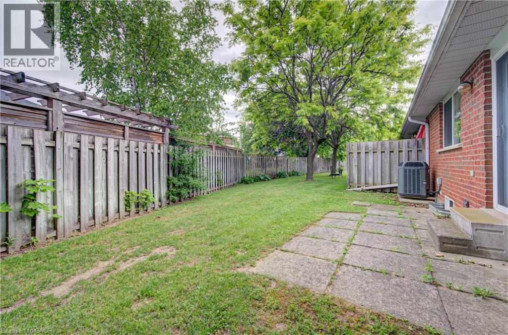 71 BEASLEY Crescent Unit# 1 thumbnail 35