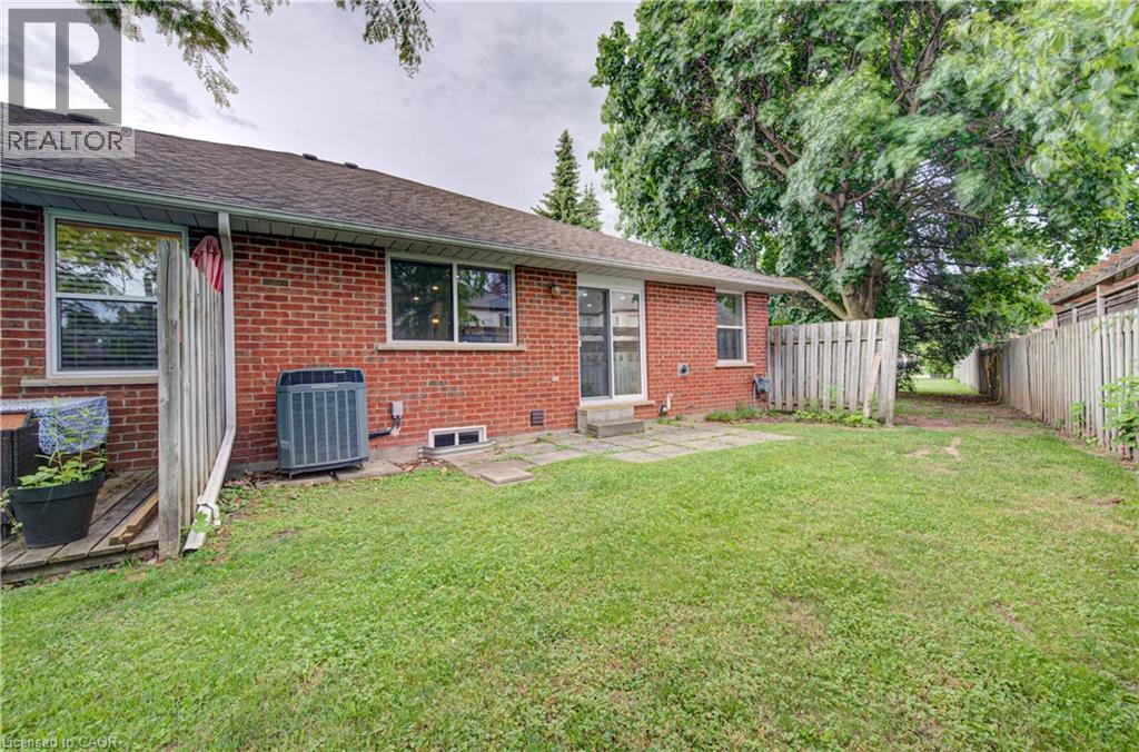 71 BEASLEY Crescent Unit# 1 thumbnail 39