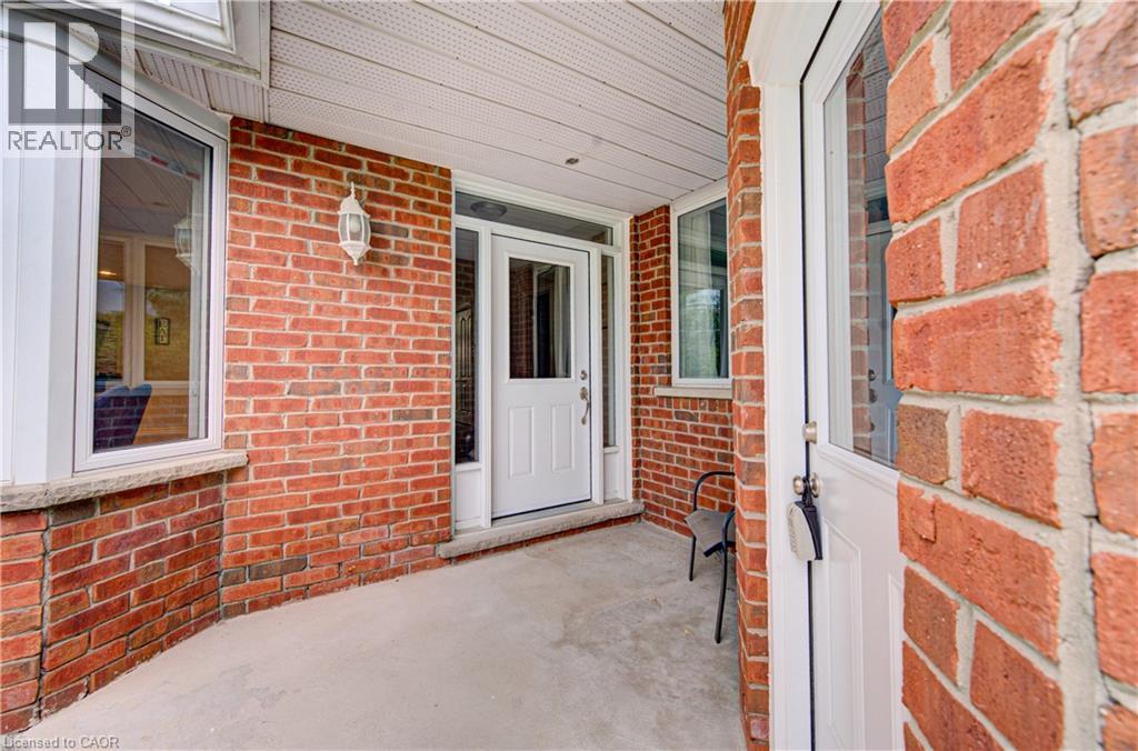 71 BEASLEY Crescent Unit# 1 thumbnail 5