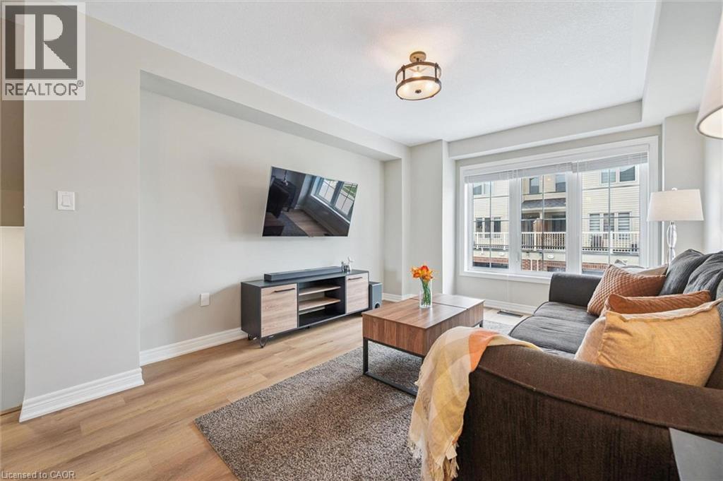 395 LINDEN Drive Unit# 2 thumbnail 6