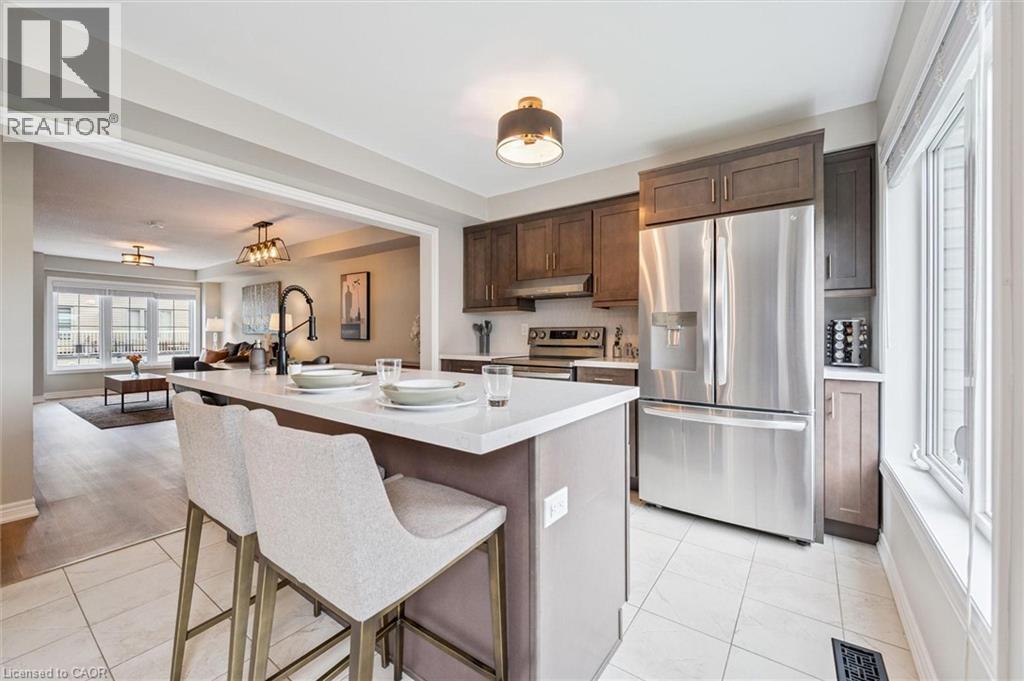 395 LINDEN Drive Unit# 2 thumbnail 8