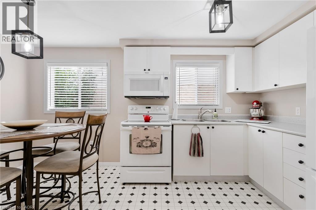351 N NORTHVIEW HEIGHTS Place thumbnail 10