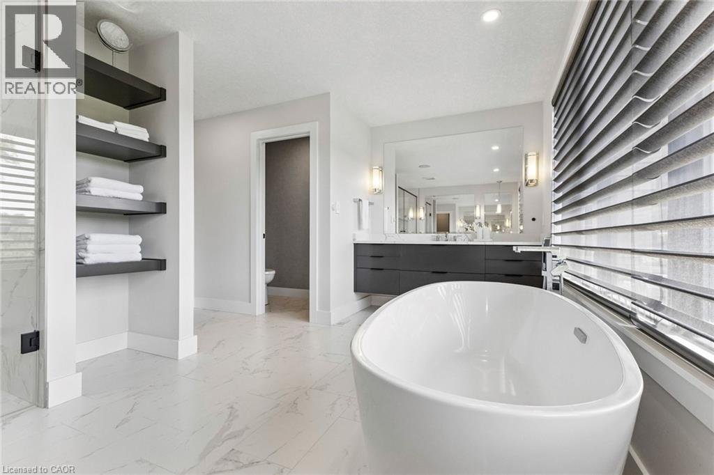 95 PONDCLIFFE Drive thumbnail 28