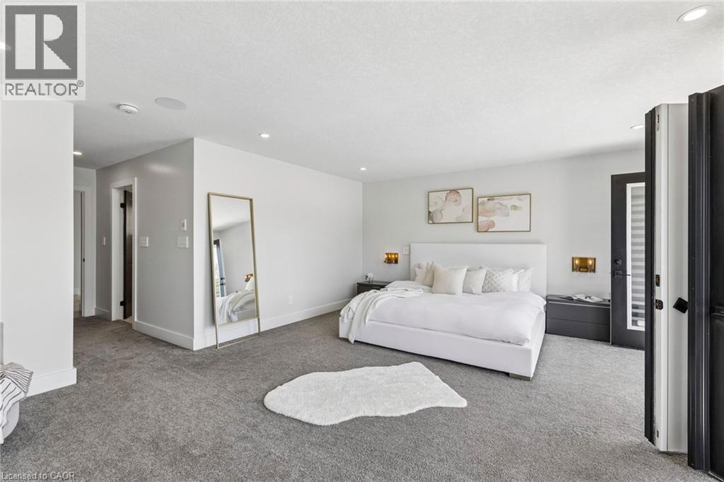 95 PONDCLIFFE Drive thumbnail 31