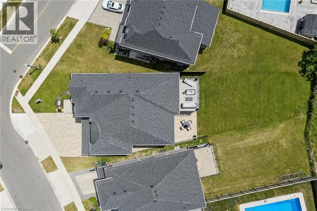 95 PONDCLIFFE Drive thumbnail 49
