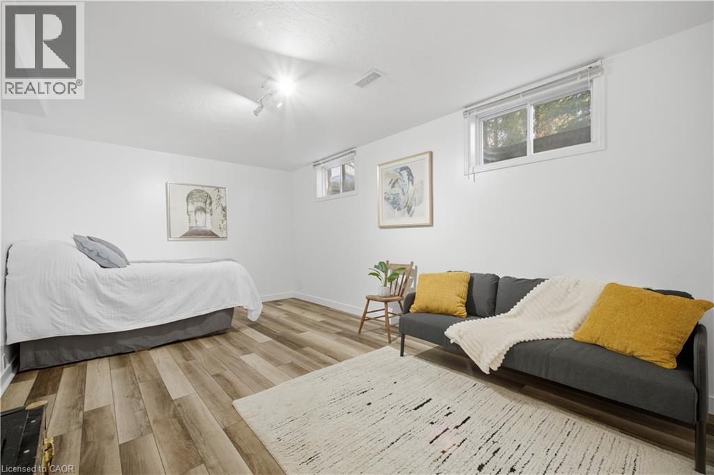 10 RISTAU Crescent thumbnail 35