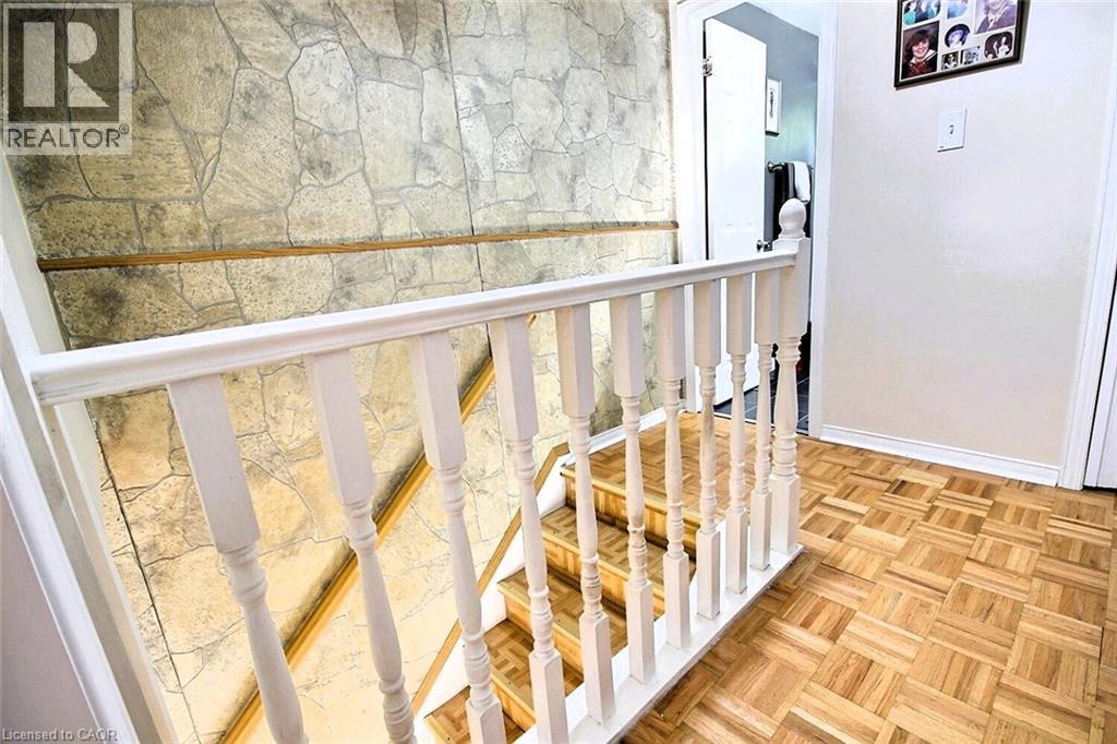 541 PARKVIEW Crescent thumbnail 15