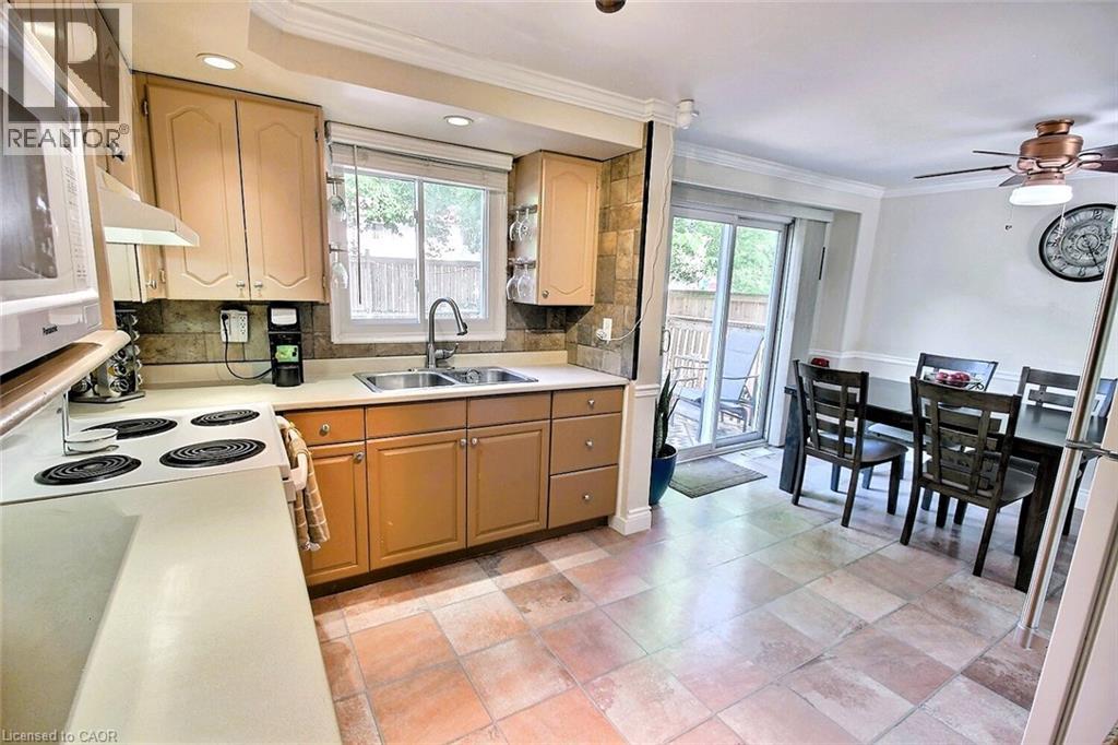 541 PARKVIEW Crescent thumbnail 7