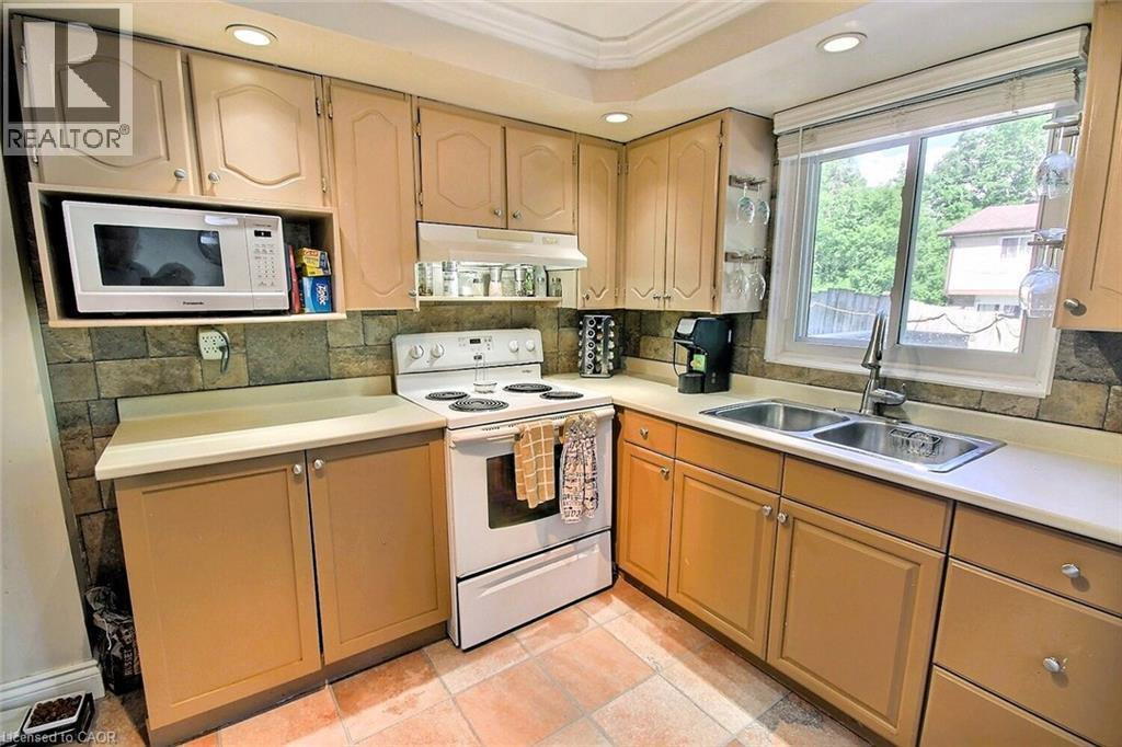 541 PARKVIEW Crescent thumbnail 8