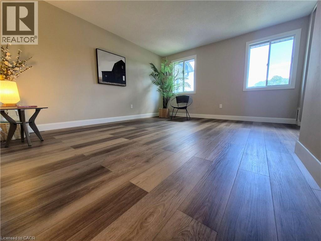 219 KINGSWOOD Drive Unit# 26 thumbnail 44